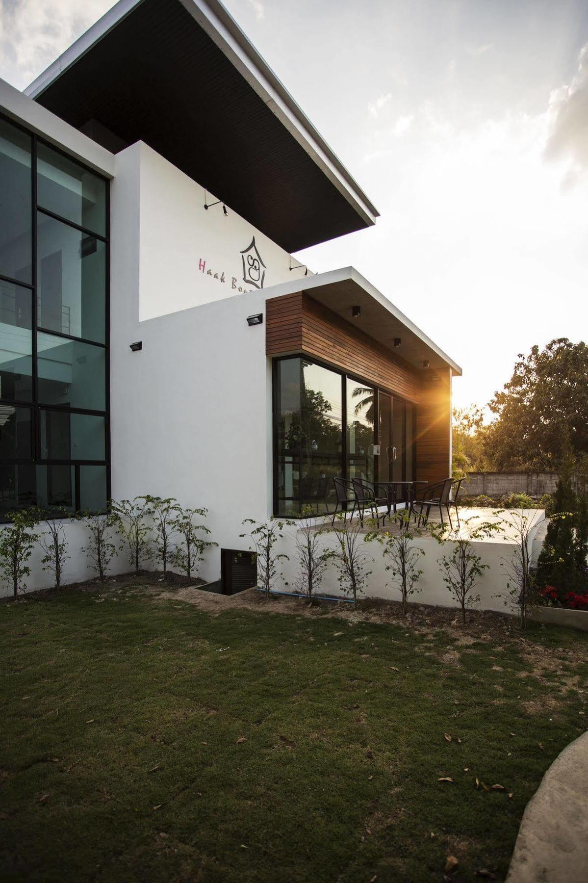 Haak Boutique Hotel Chiang Mai Exterior photo